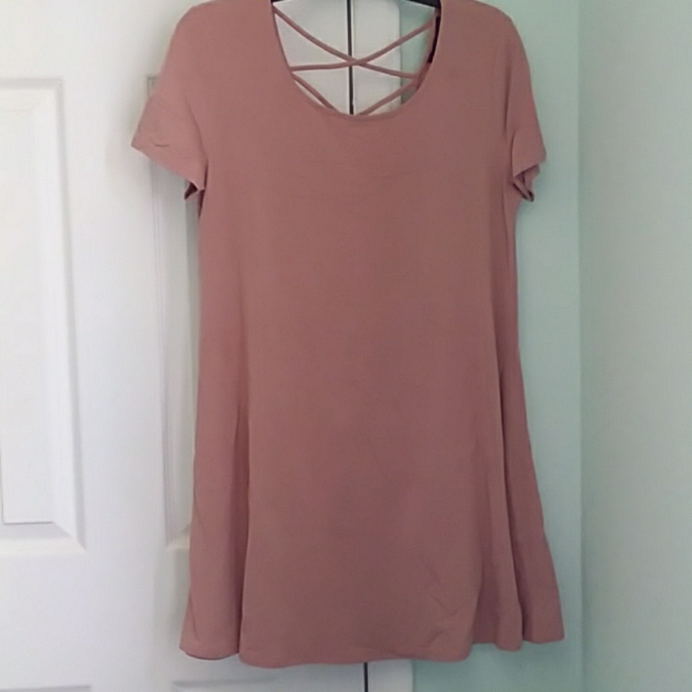 Soft jersey F21 mauve dress with cut out back